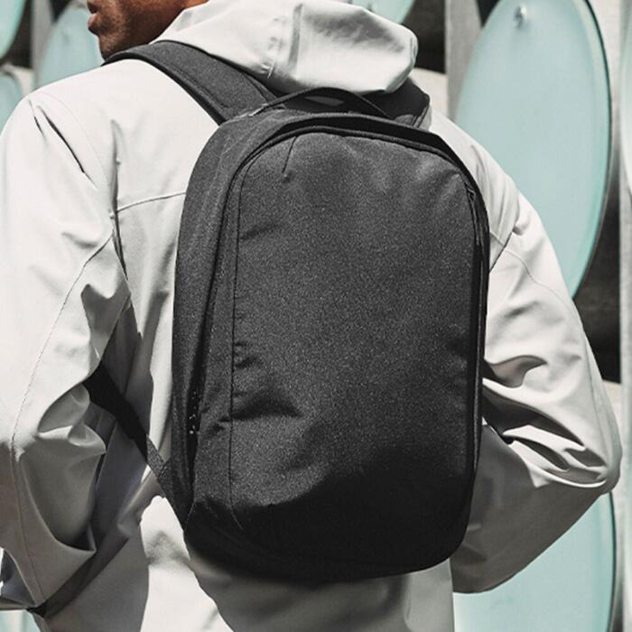 ALPAKAMetroBackpackアルパカメトロバックパック12Lリサイクル撥水素材PC収納バックパック通勤通学A4収納軽量EDC男女兼用デイパック防水スタイリッシュ多機能バックパック