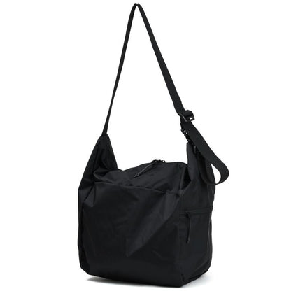 BAICYCLONbybagjackバイシクロンバイバッグジャックNCL-07ショルダーバッグメンズレディースユニセックス大容量25L大きめ撥水ナイロン黒ブラックシンプルミニマル斜めがけ肩掛け通勤通学旅行NEXTCORELINEBLACK1BLACK2BCL-28ベース