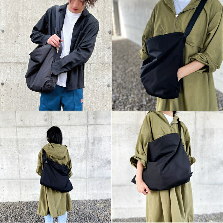 LIVERALUKIE防水大型ショルダーバッグ