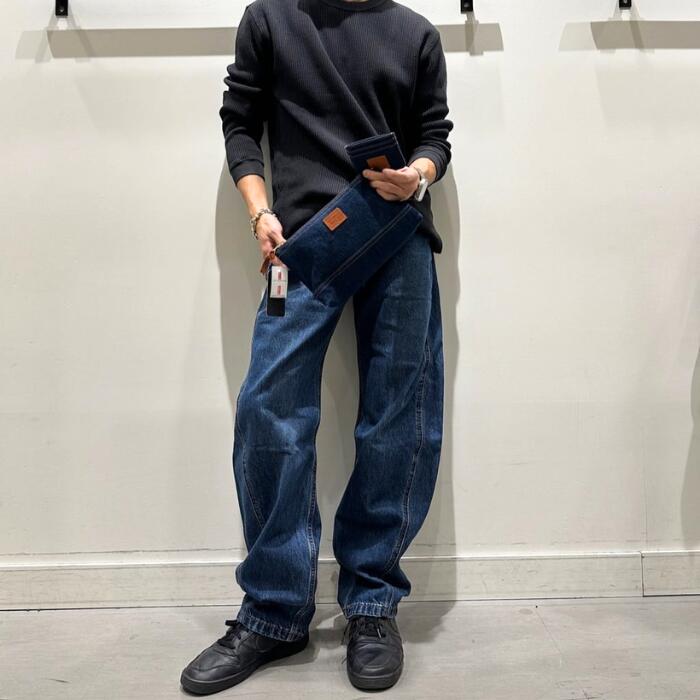 Levi’sリーバイスメンズレディースデニムポーチバッグユニセックス男女兼用小物入れ鞄ジーンズデニム生地綿100％コットン丈夫頑丈ワンサイズ普段使い旅行通勤通学経年変化0020A0000