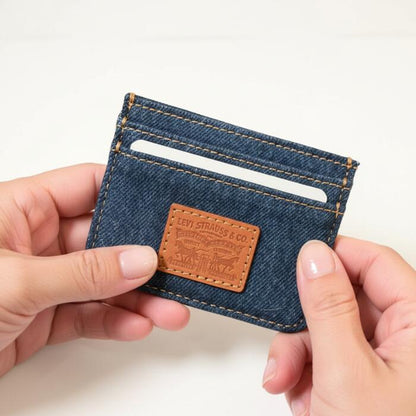 Levi’sリーバイスメンズレディースデニムカードケースユニセックス男女兼用定期入れ財布収納ジーンズ生地綿100％コットン丈夫頑丈スリムワンサイズ普段使い旅行通勤通学経年変化0020B0000